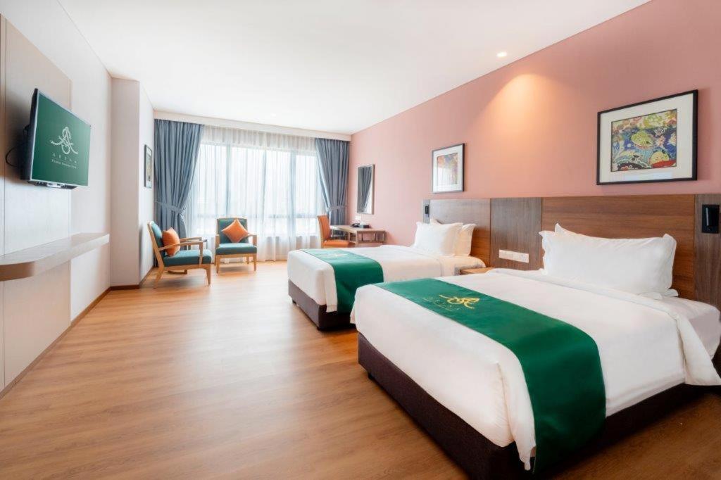 Arena Premier Hotel Seremban Buitenkant foto